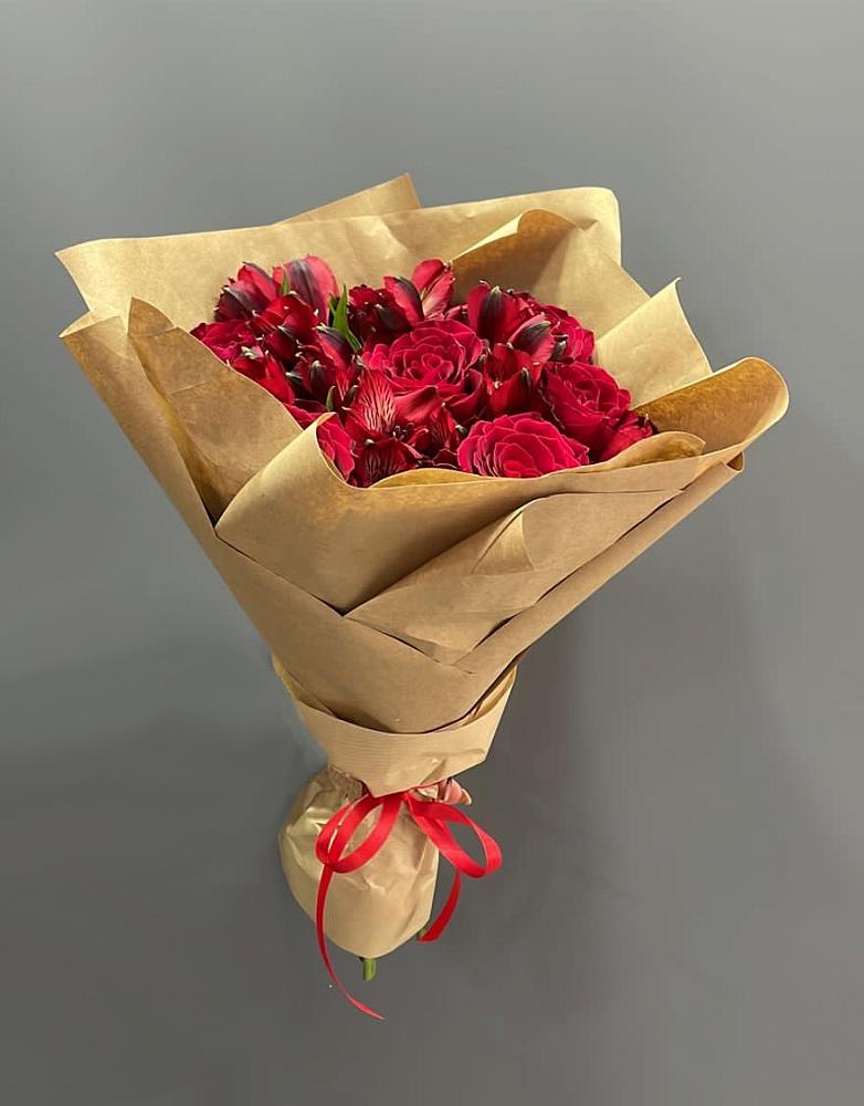 Букет цветов из: Альстромерии и Розы в Бакунино