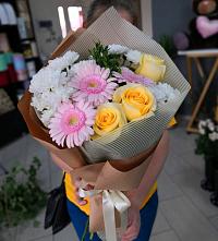 Букет цветов из:  Герберы, Розы и Хризантемы в Бакунино