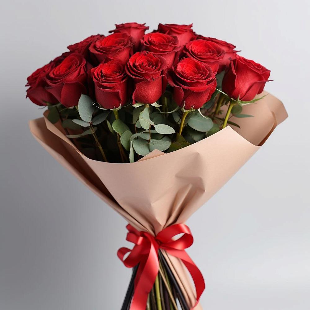 Букет 15 Красных роз Эдлесс Лав в Бакунино