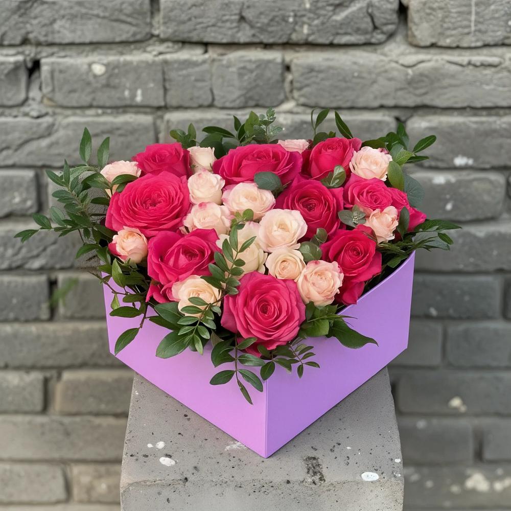 Цветочная композиция из Розы в коробке в Бакунино