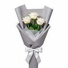 Букет 3 белые розы в Бакунино