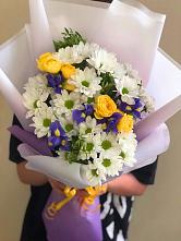 Букет цветов из:  Ирисы, Хризантемы и Розы #REPLACE_PRED# Бакунино