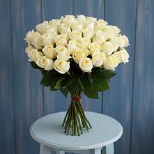 Букет 51 Белая роза Эдлесс Лав в Бакунино