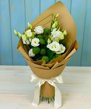 Букет цветов из:  Хризантемы и Лизиантусы в Бакунино