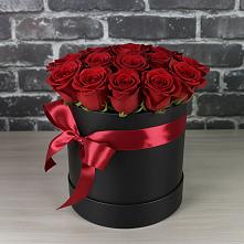 Цветочная композиция из Розы в шляпной коробке в Бакунино