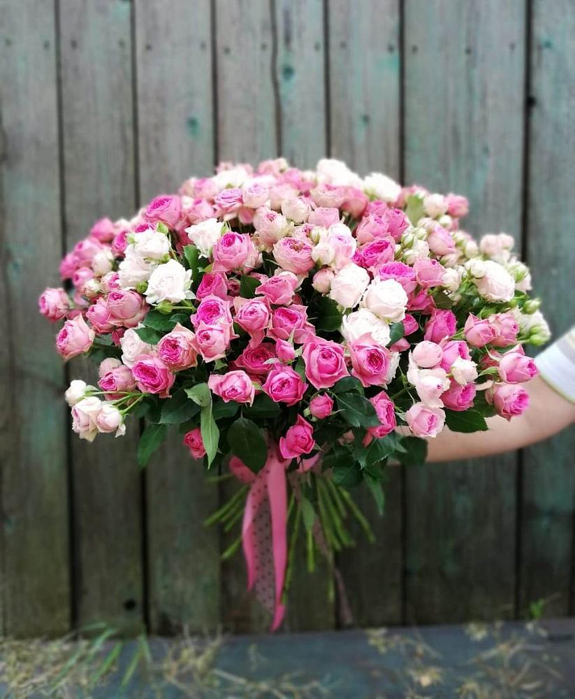 Букет Розовые кустовые розы Натали и Лав Лидия в Бакунино