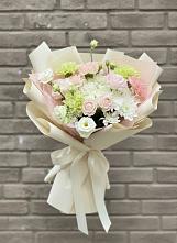 Букет цветов из:  Гвоздики, Розы, Лизиантусы и Хризантемы в Бакунино