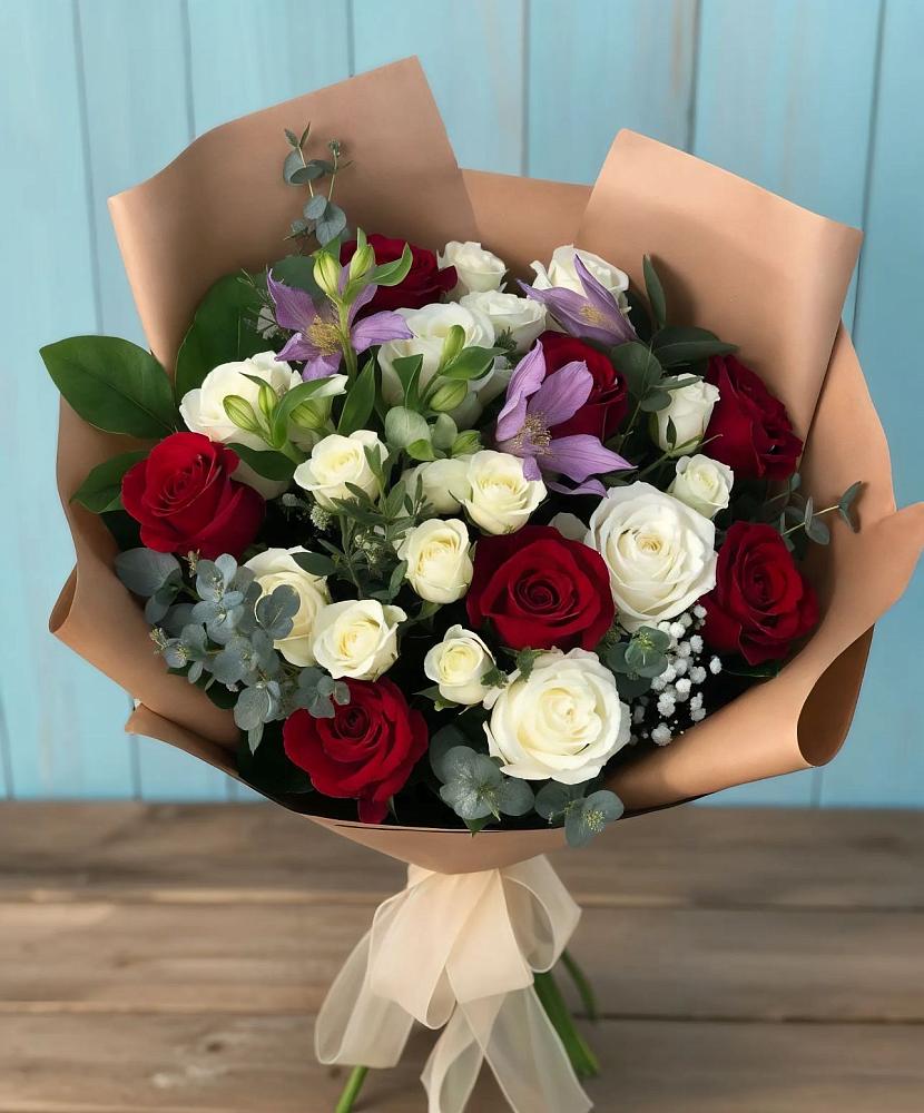 Букет цветов из: Розы и Альстромерии в Бакунино